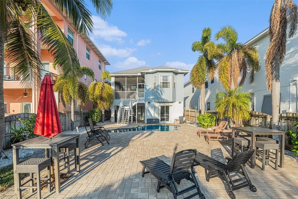 En Venta: $1,150,000 (3 camas, 2 baños, 2933 Pies cuadrados)