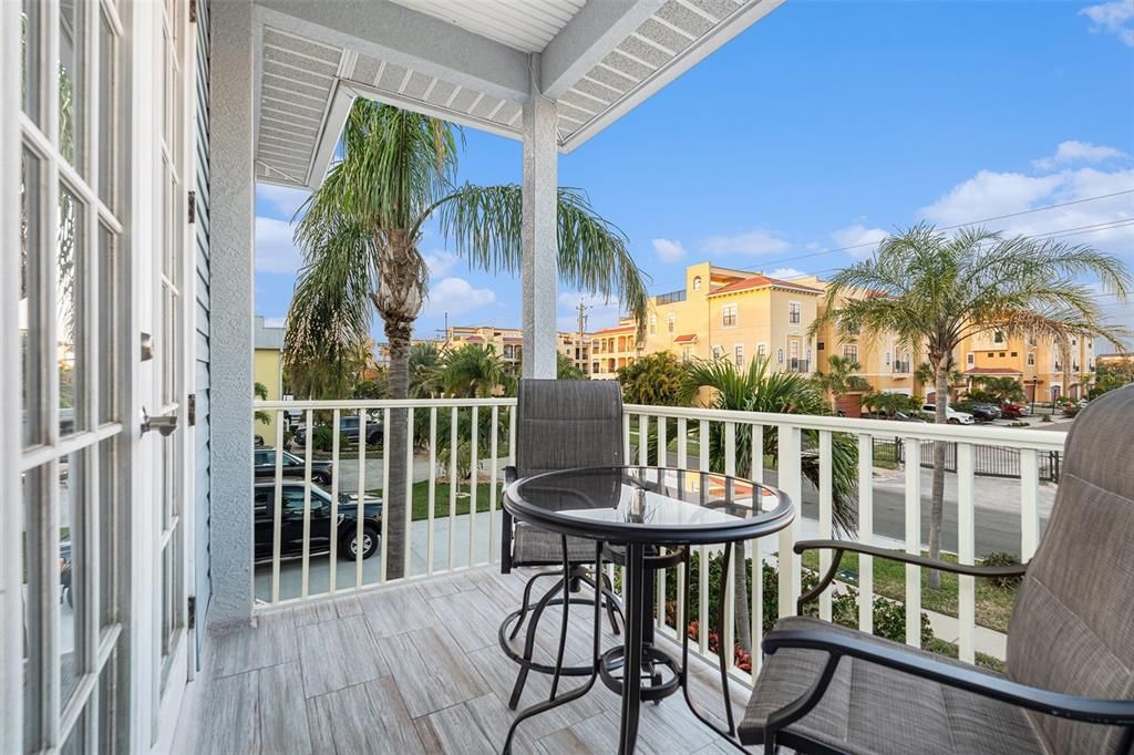 En Venta: $1,150,000 (3 camas, 2 baños, 2933 Pies cuadrados)