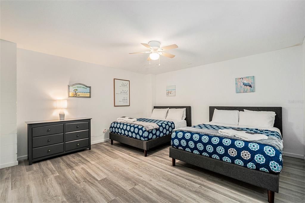 En Venta: $1,150,000 (3 camas, 2 baños, 2933 Pies cuadrados)