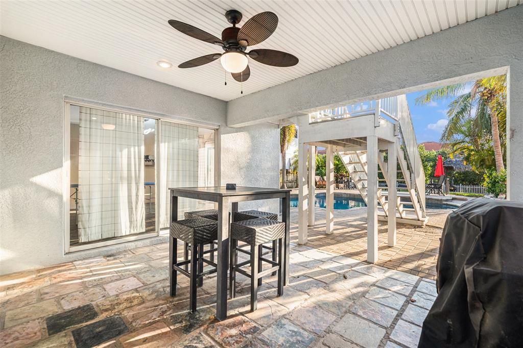 En Venta: $1,150,000 (3 camas, 2 baños, 2933 Pies cuadrados)