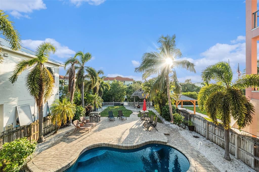 En Venta: $1,150,000 (3 camas, 2 baños, 2933 Pies cuadrados)