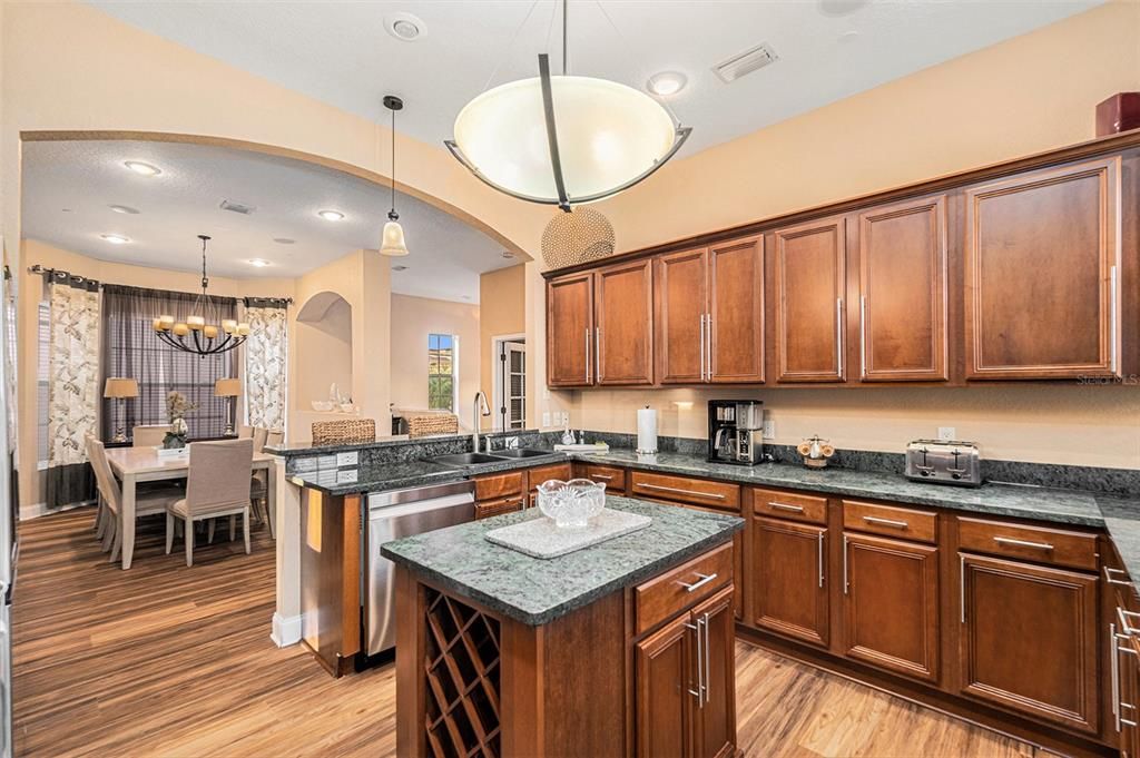 En Venta: $1,150,000 (3 camas, 2 baños, 2933 Pies cuadrados)