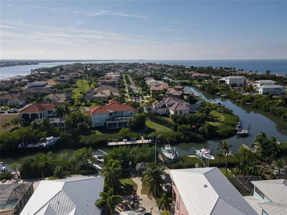 En Venta: $1,150,000 (3 camas, 2 baños, 2933 Pies cuadrados)