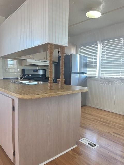 待售: $164,900 (1 贝兹, 1 浴室, 564 平方英尺)