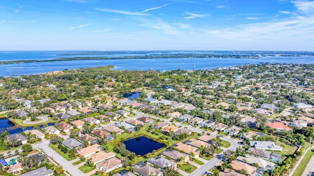 En Venta: $649,900 (3 camas, 2 baños, 2034 Pies cuadrados)