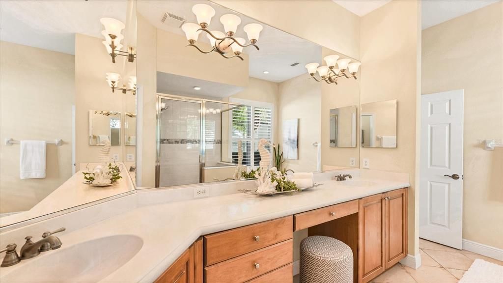 En Venta: $649,900 (3 camas, 2 baños, 2034 Pies cuadrados)