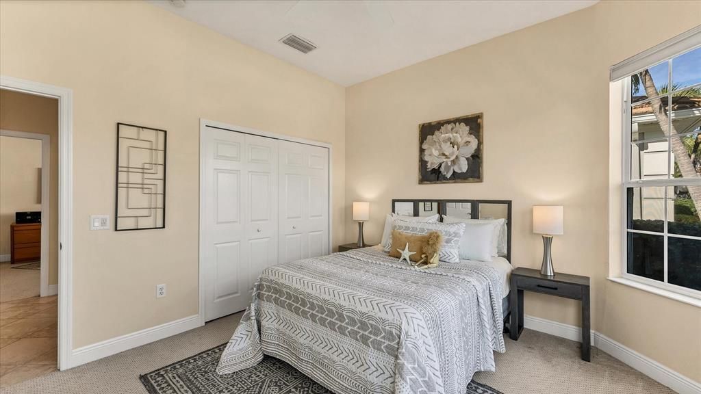 En Venta: $649,900 (3 camas, 2 baños, 2034 Pies cuadrados)