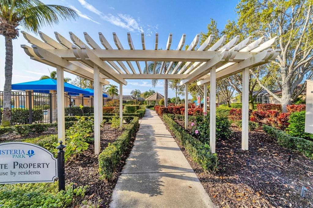 En Venta: $649,900 (3 camas, 2 baños, 2034 Pies cuadrados)