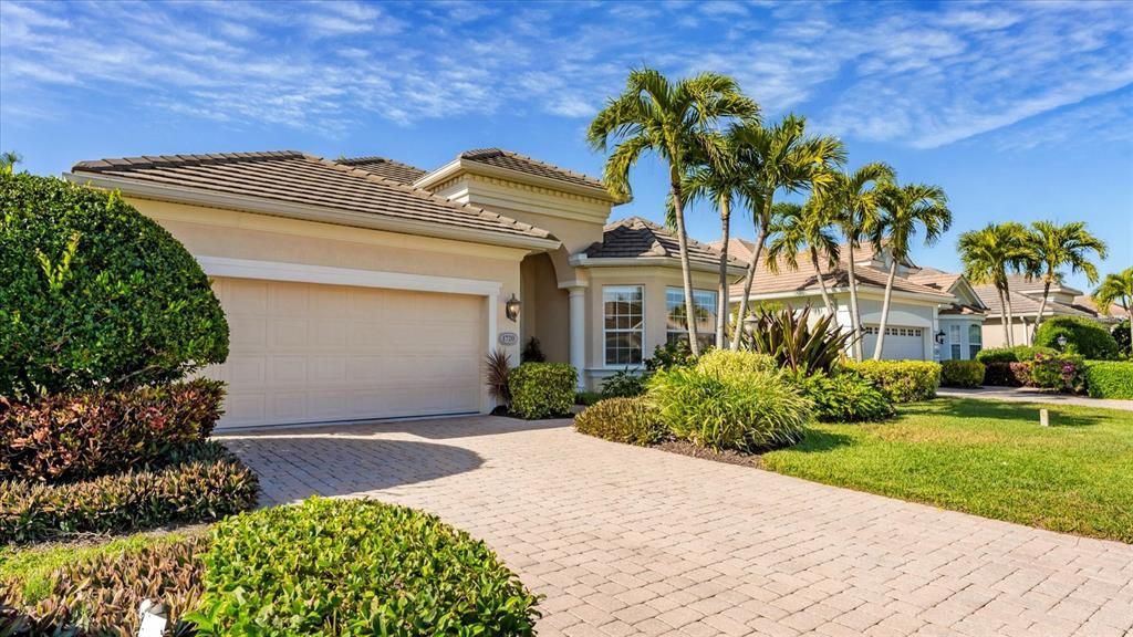 En Venta: $649,900 (3 camas, 2 baños, 2034 Pies cuadrados)