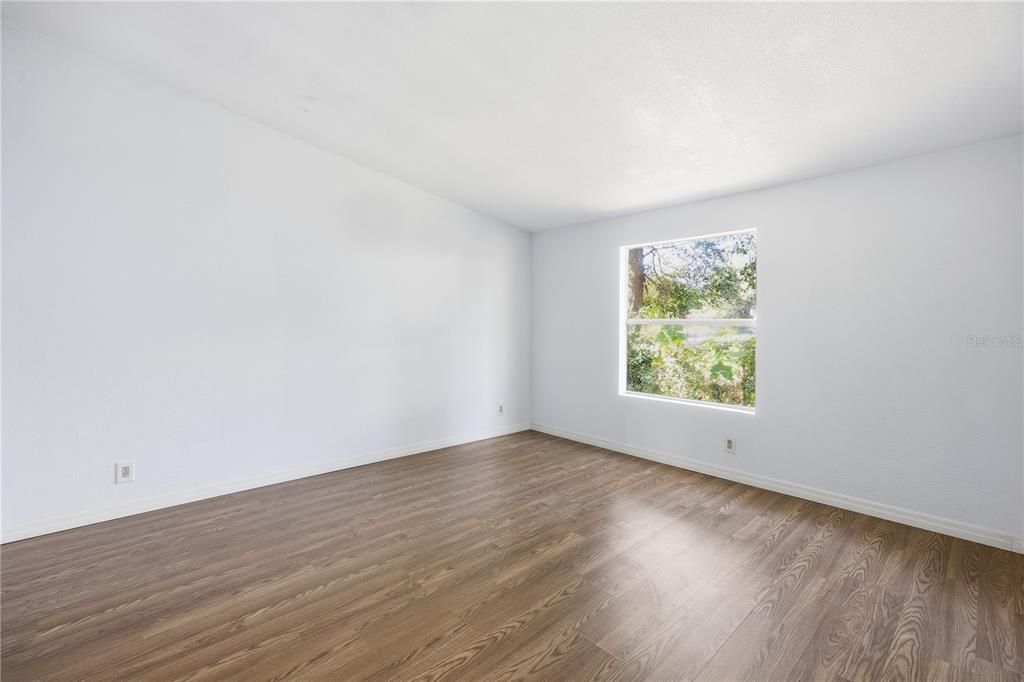 待售: $174,700 (3 贝兹, 2 浴室, 1620 平方英尺)