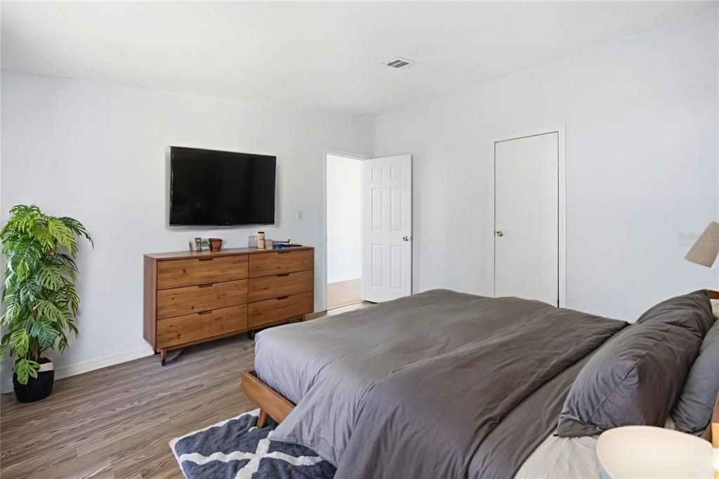 待售: $174,700 (3 贝兹, 2 浴室, 1620 平方英尺)