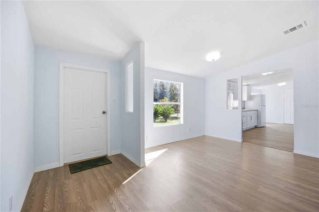 待售: $174,700 (3 贝兹, 2 浴室, 1620 平方英尺)