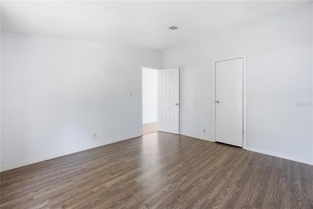 待售: $174,700 (3 贝兹, 2 浴室, 1620 平方英尺)