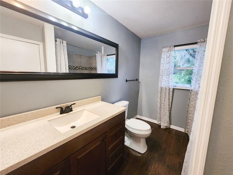 На продажу: $387,000 (3 спален, 2 ванн, 1936 Квадратных фут)