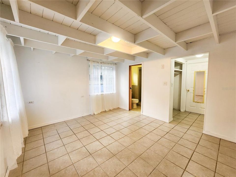 На продажу: $387,000 (3 спален, 2 ванн, 1936 Квадратных фут)