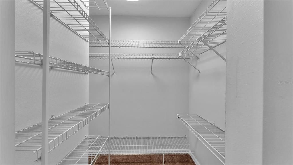 En Venta: $300,000 (3 camas, 2 baños, 1645 Pies cuadrados)