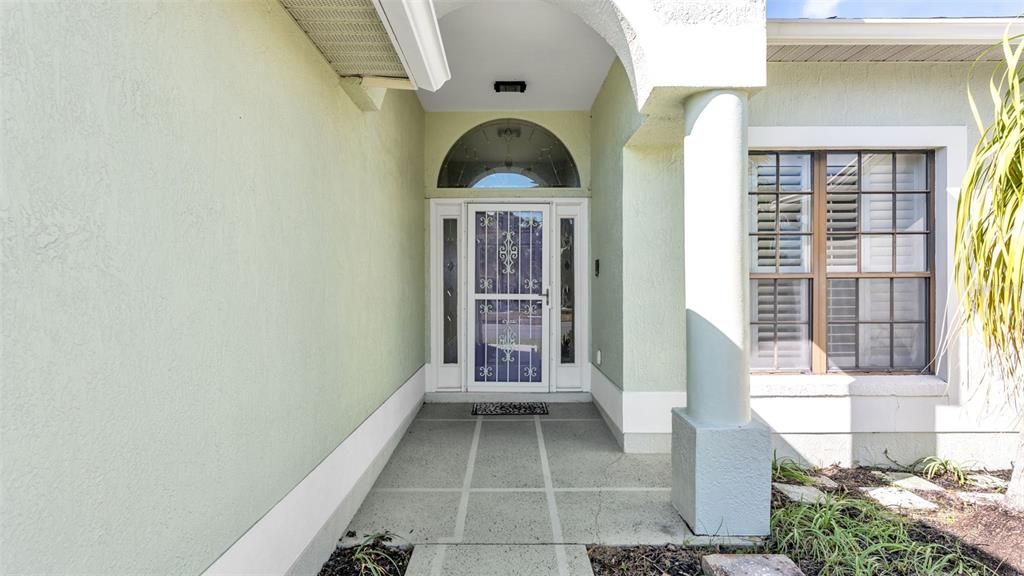 En Venta: $300,000 (3 camas, 2 baños, 1645 Pies cuadrados)