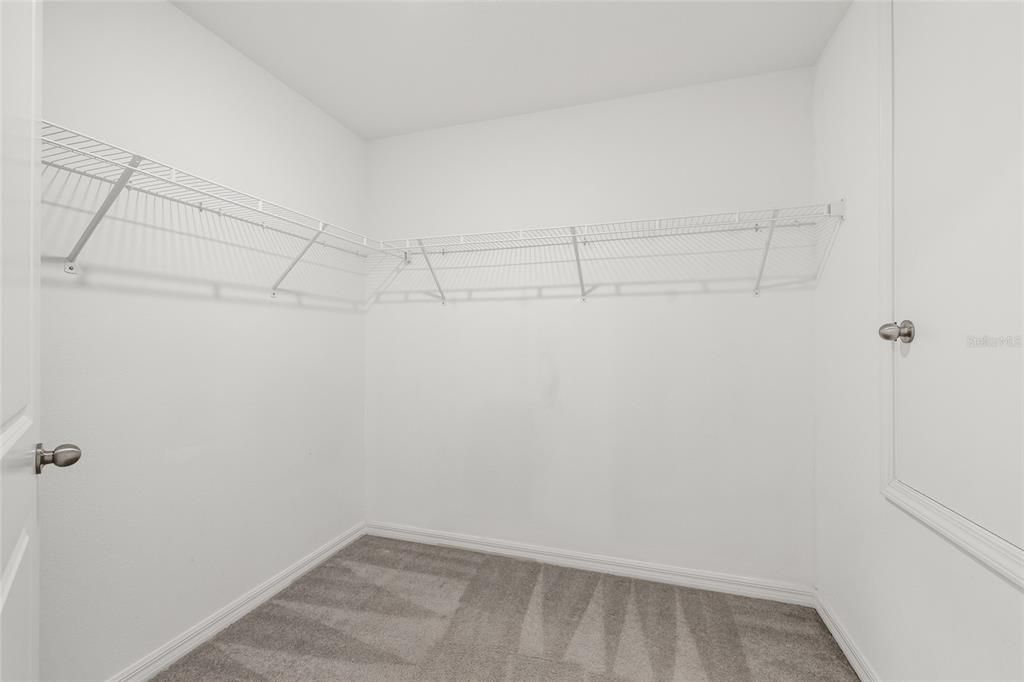 На продажу: $307,000 (3 спален, 3 ванн, 1555 Квадратных фут)