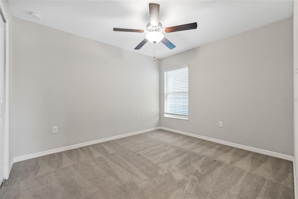 На продажу: $307,000 (3 спален, 3 ванн, 1555 Квадратных фут)