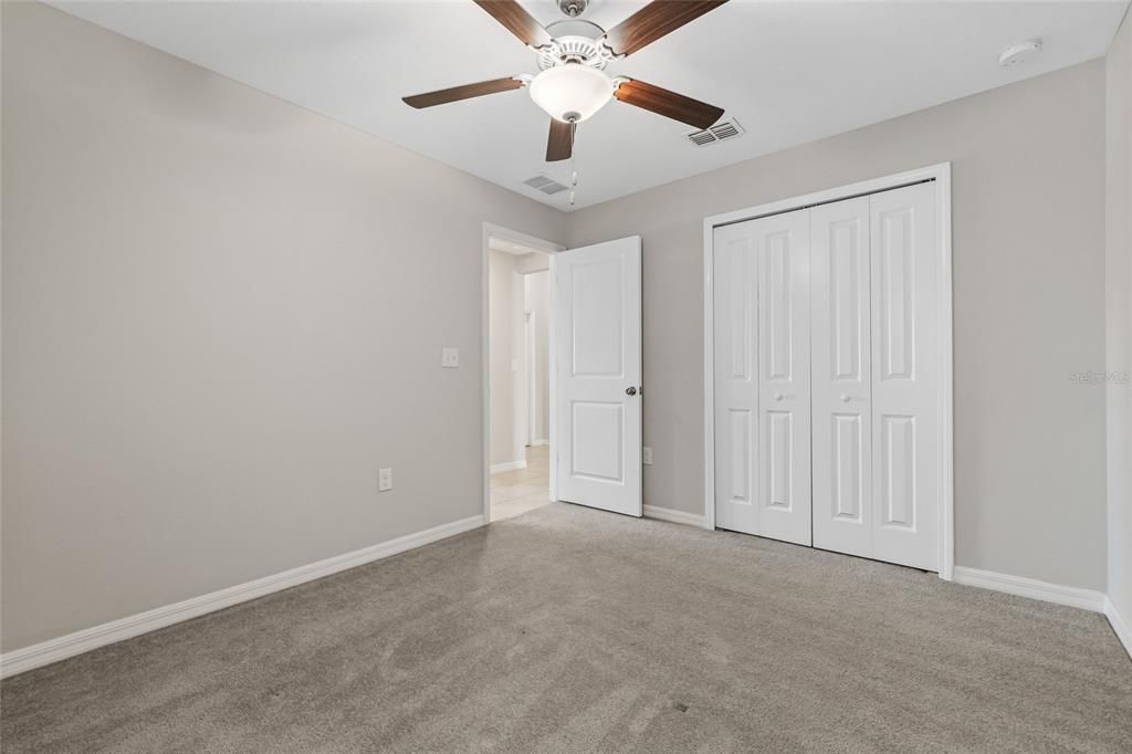 На продажу: $307,000 (3 спален, 3 ванн, 1555 Квадратных фут)