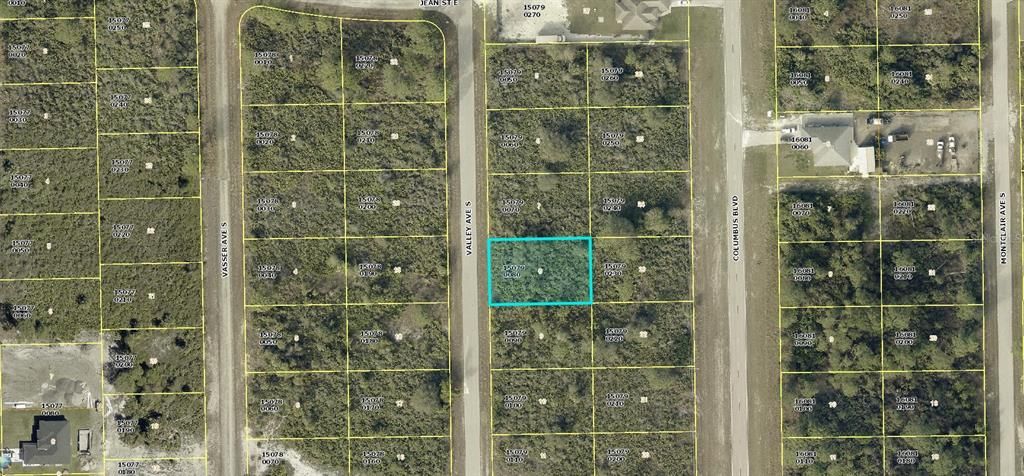 En Venta: $35,000 (0.23 acres)