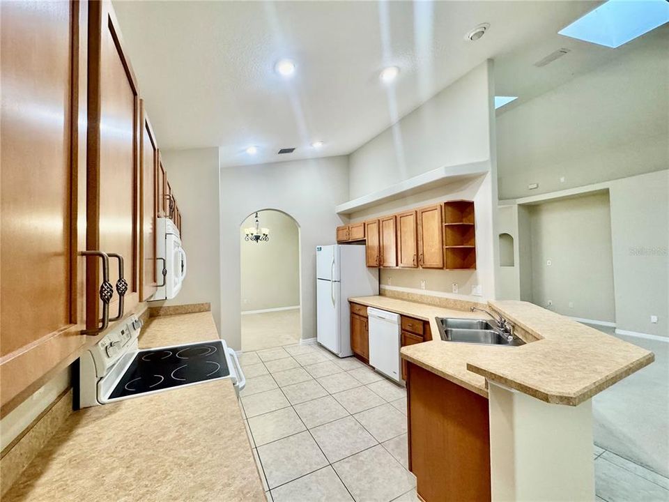 En Renta: $2,400 (3 camas, 2 baños, 1758 Pies cuadrados)