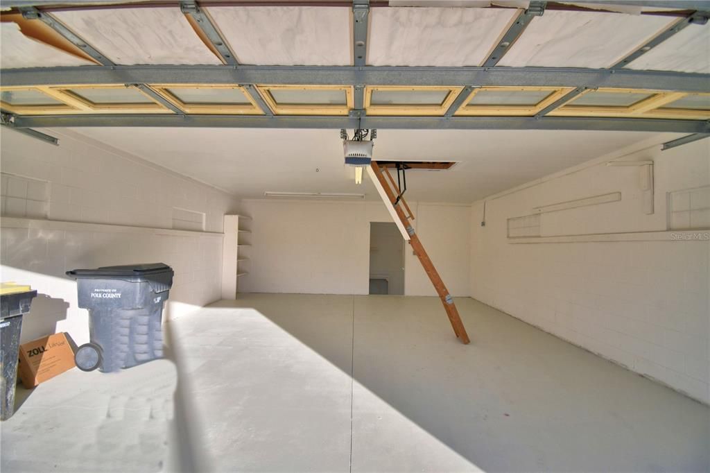 待售: $880,000 (9 贝兹, 6 浴室, 5700 平方英尺)