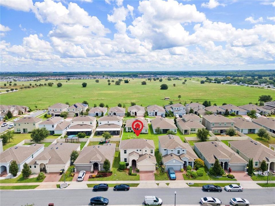 出租: $2,400 (4 贝兹, 3 浴室, 2429 平方英尺)