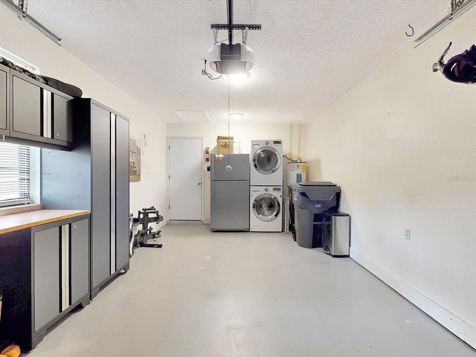 待售: $259,900 (2 贝兹, 2 浴室, 1226 平方英尺)