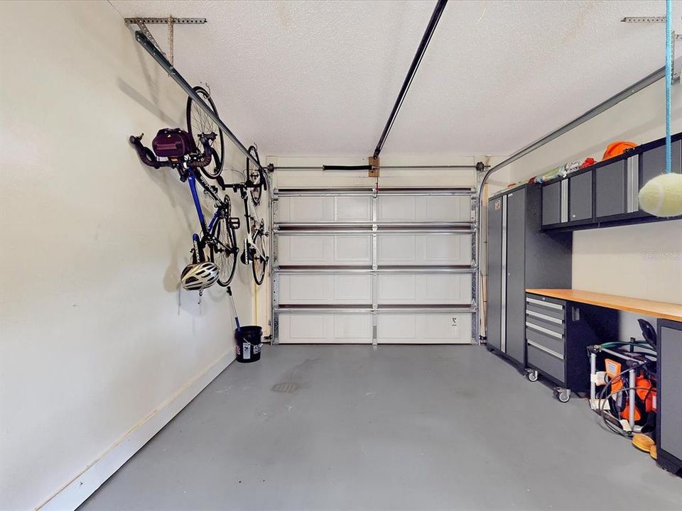 待售: $259,900 (2 贝兹, 2 浴室, 1226 平方英尺)