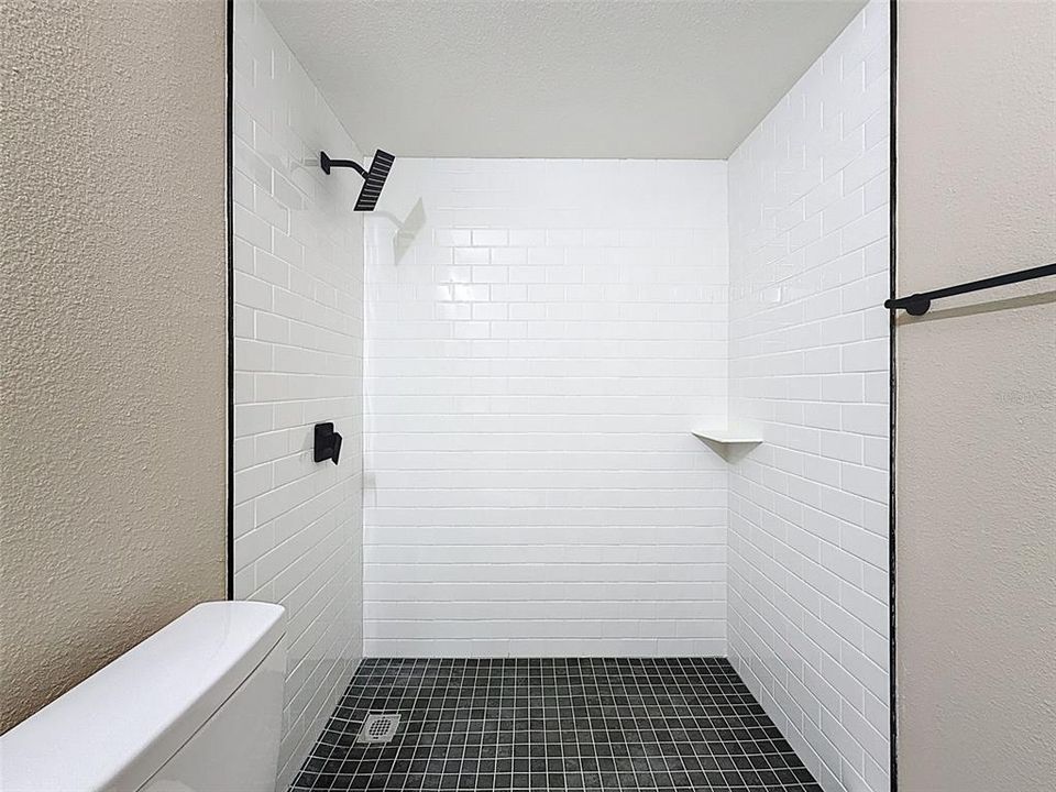 待售: $279,900 (3 贝兹, 2 浴室, 1008 平方英尺)