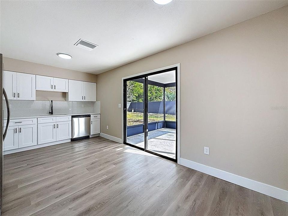 待售: $279,900 (3 贝兹, 2 浴室, 1008 平方英尺)