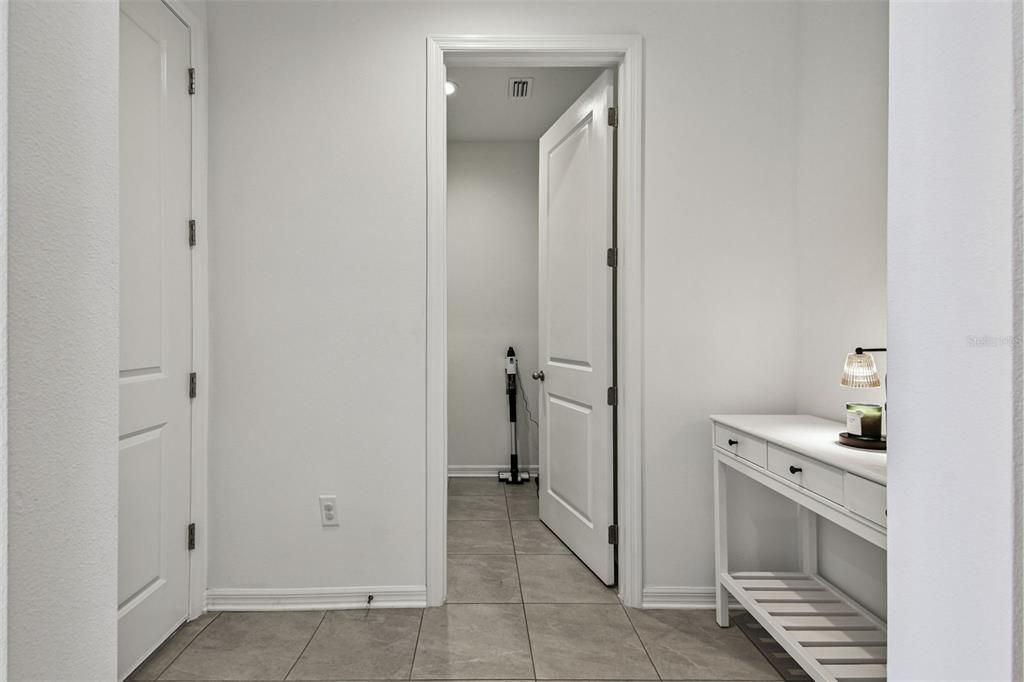 For Sale: $519,000 (3 beds, 2 baths, 1925 Square Feet)