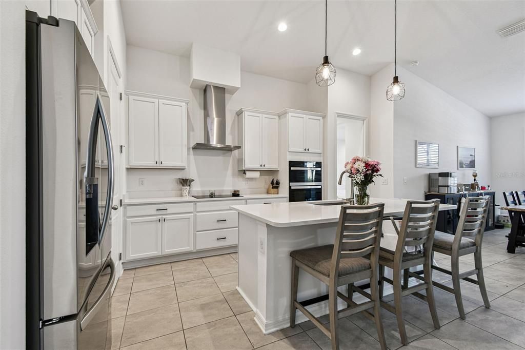 For Sale: $519,000 (3 beds, 2 baths, 1925 Square Feet)