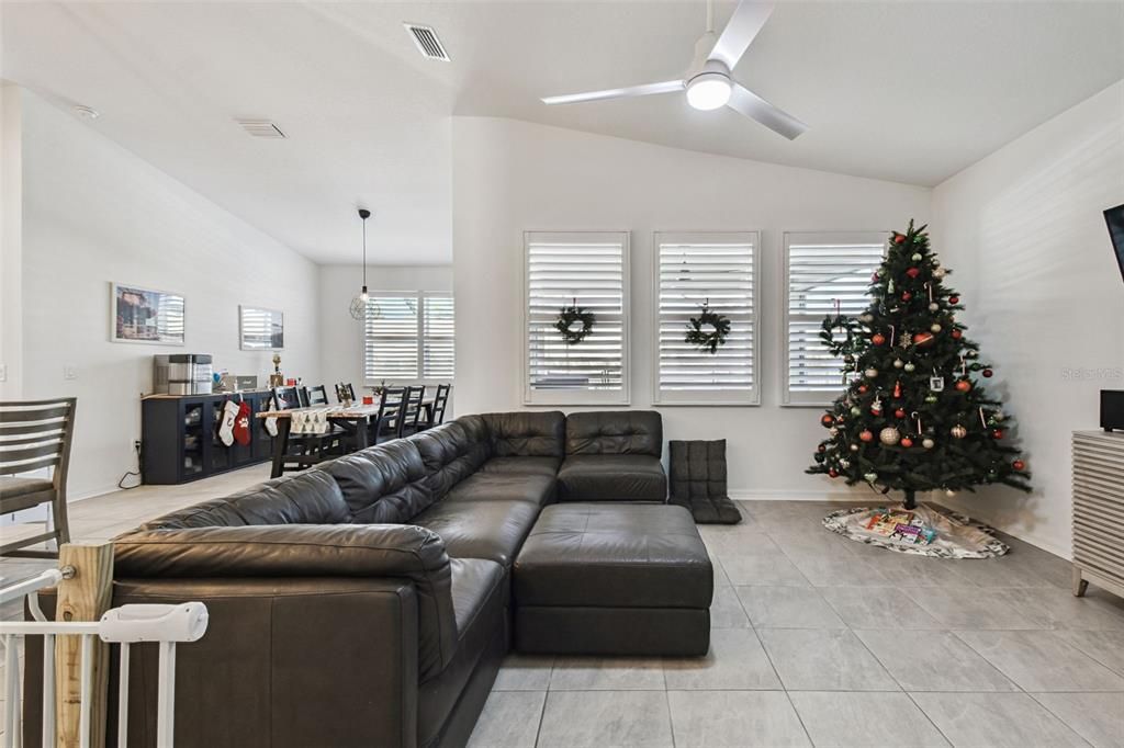 For Sale: $519,000 (3 beds, 2 baths, 1925 Square Feet)