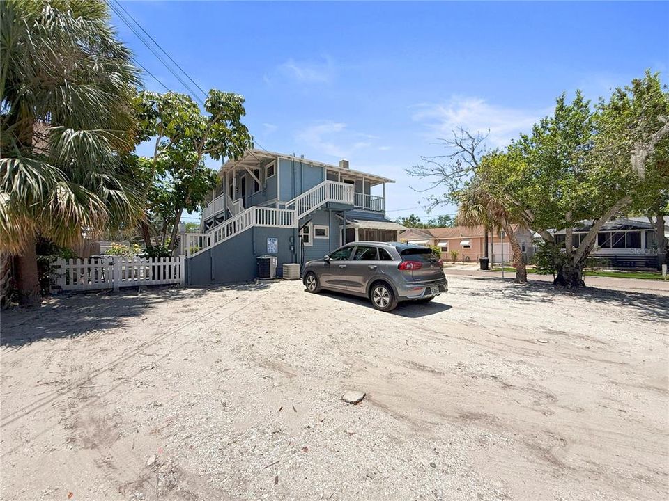 En Venta: $875,000 (4 camas, 0 baños, 2426 Pies cuadrados)