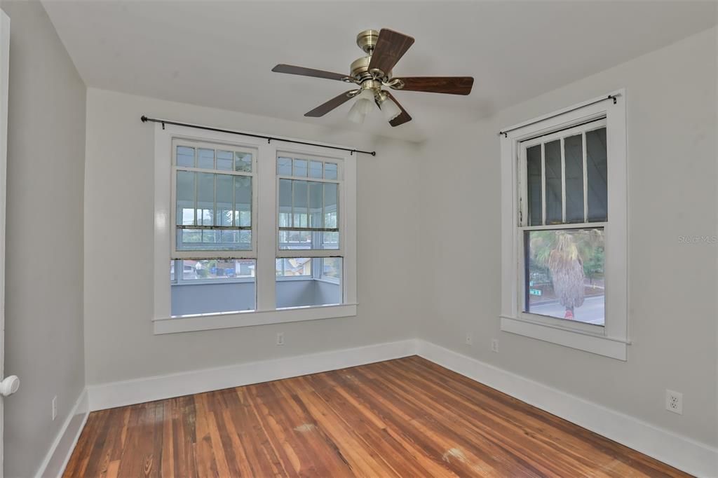 En Venta: $875,000 (4 camas, 0 baños, 2426 Pies cuadrados)