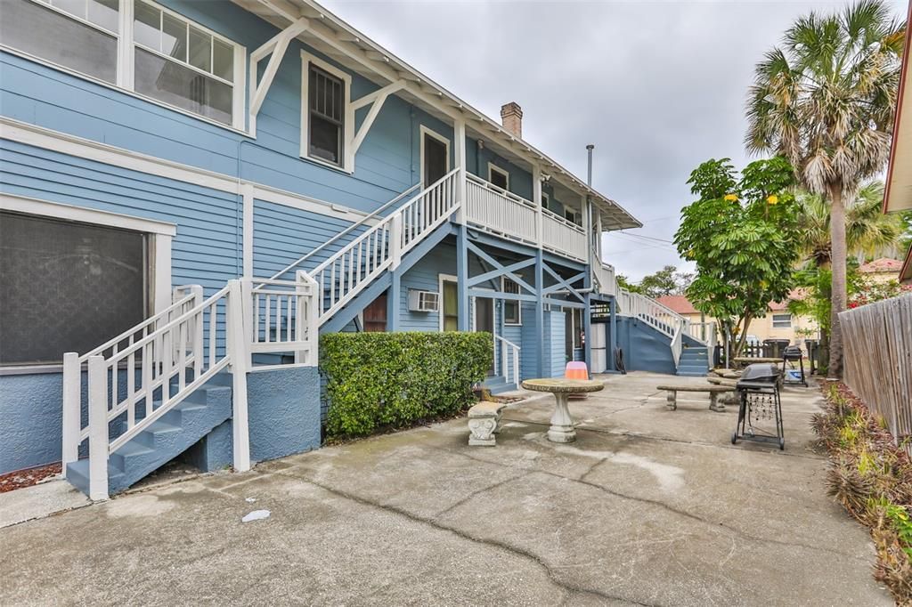 En Venta: $875,000 (4 camas, 0 baños, 2426 Pies cuadrados)