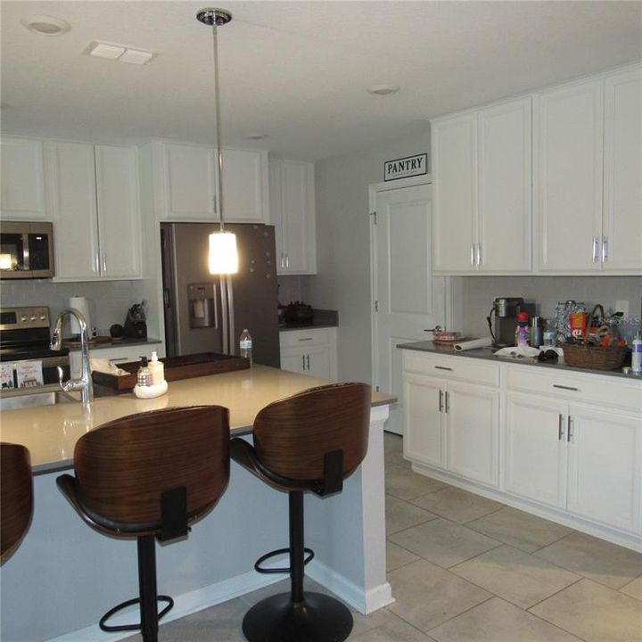 For Sale: $699,900 (5 beds, 4 baths, 3412 Square Feet)