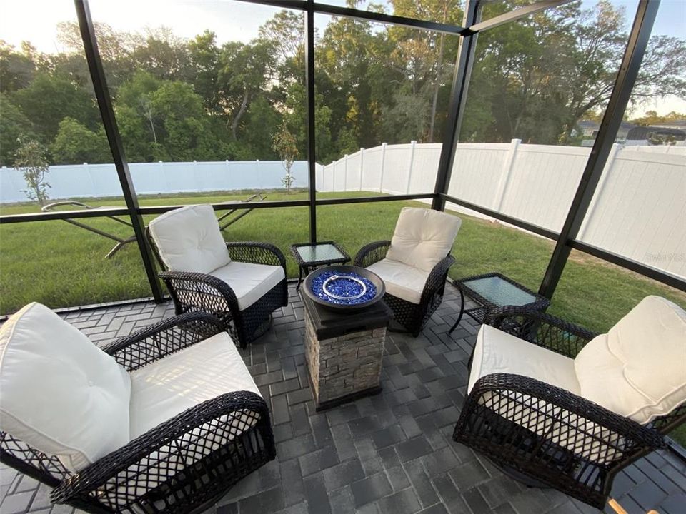 For Sale: $699,900 (5 beds, 4 baths, 3412 Square Feet)