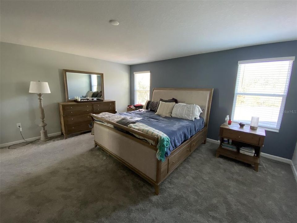 For Sale: $699,900 (5 beds, 4 baths, 3412 Square Feet)