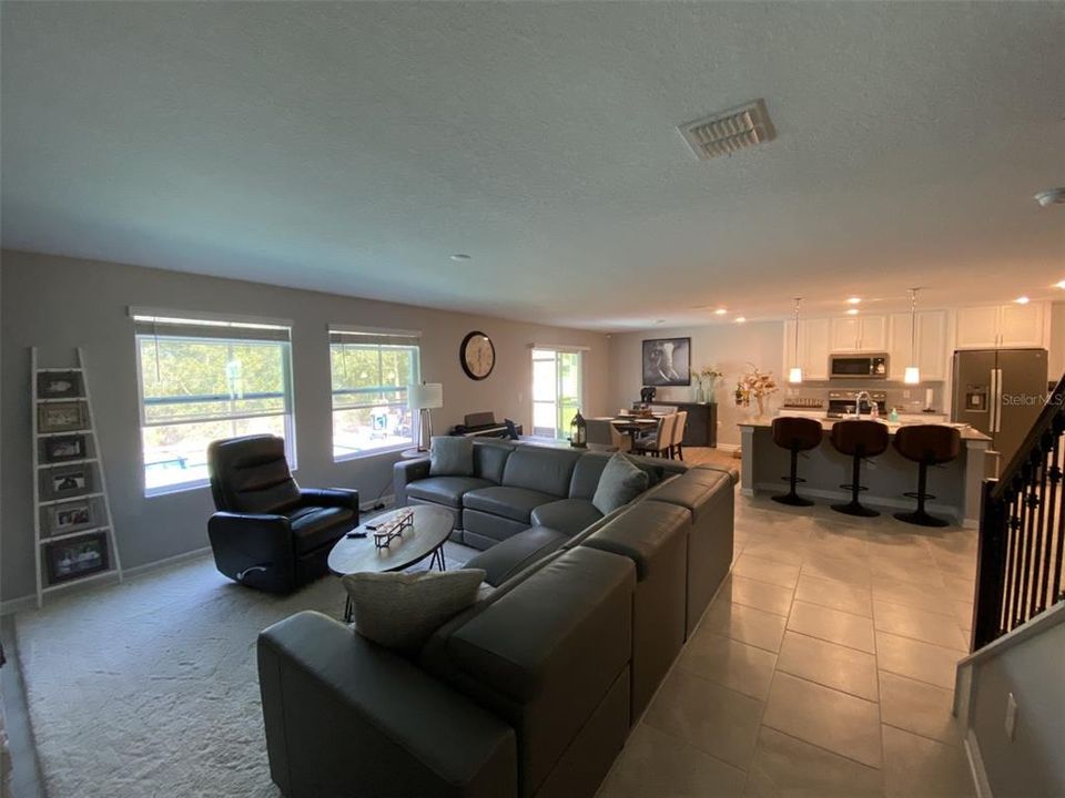 For Sale: $699,900 (5 beds, 4 baths, 3412 Square Feet)