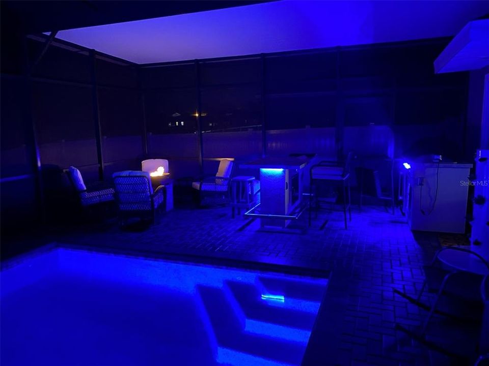 For Sale: $699,900 (5 beds, 4 baths, 3412 Square Feet)