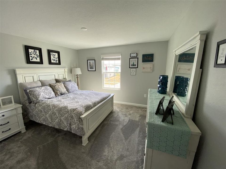 For Sale: $699,900 (5 beds, 4 baths, 3412 Square Feet)