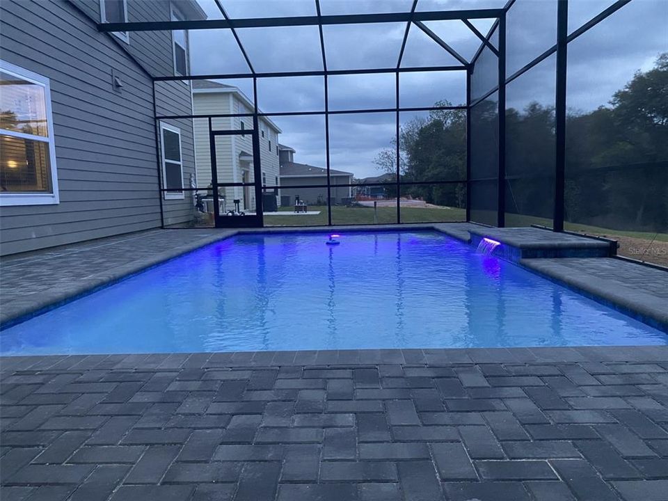 For Sale: $699,900 (5 beds, 4 baths, 3412 Square Feet)