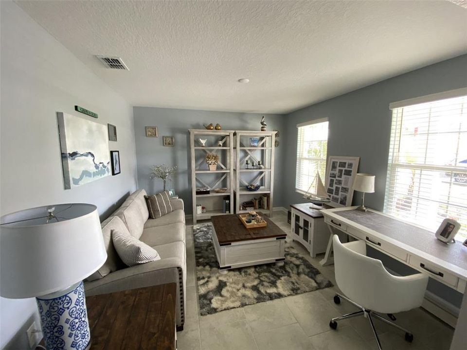 For Sale: $699,900 (5 beds, 4 baths, 3412 Square Feet)