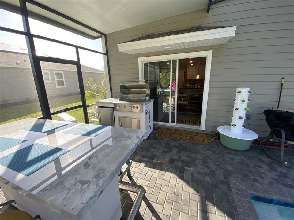 For Sale: $699,900 (5 beds, 4 baths, 3412 Square Feet)