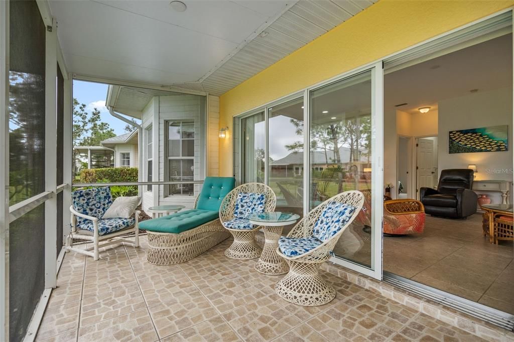 На продажу: $275,000 (2 спален, 2 ванн, 1306 Квадратных фут)