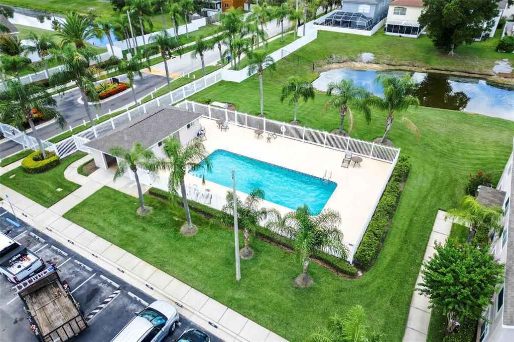 待售: $230,000 (2 贝兹, 2 浴室, 1396 平方英尺)