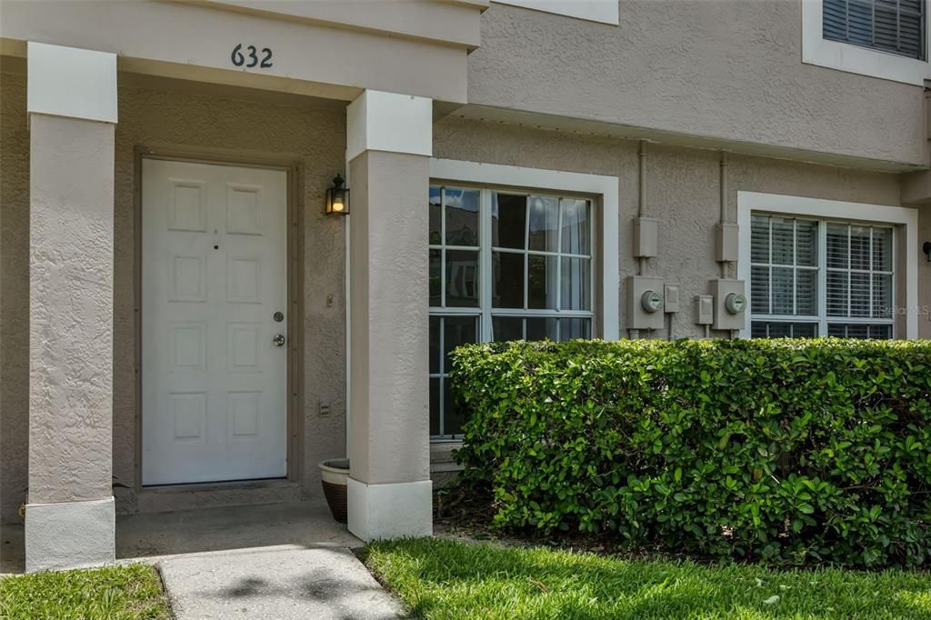 待售: $230,000 (2 贝兹, 2 浴室, 1396 平方英尺)